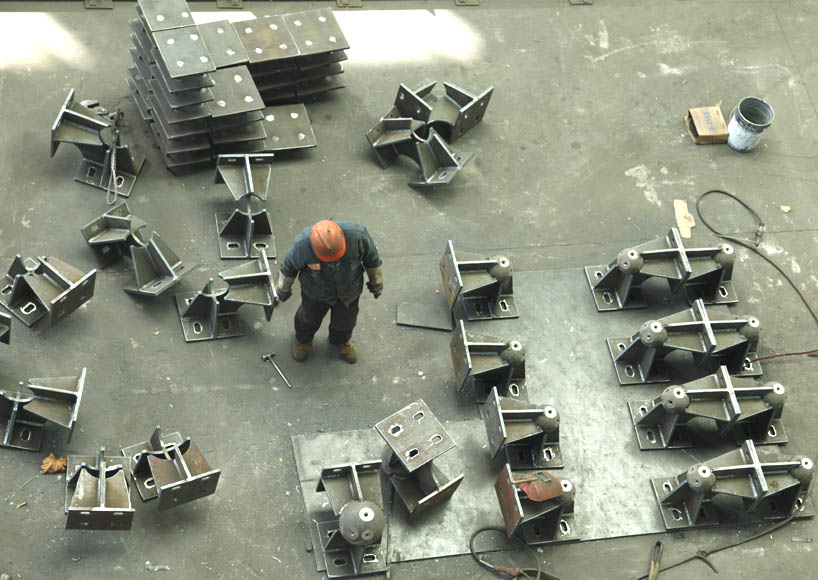 恩施煤棚网架双向支座